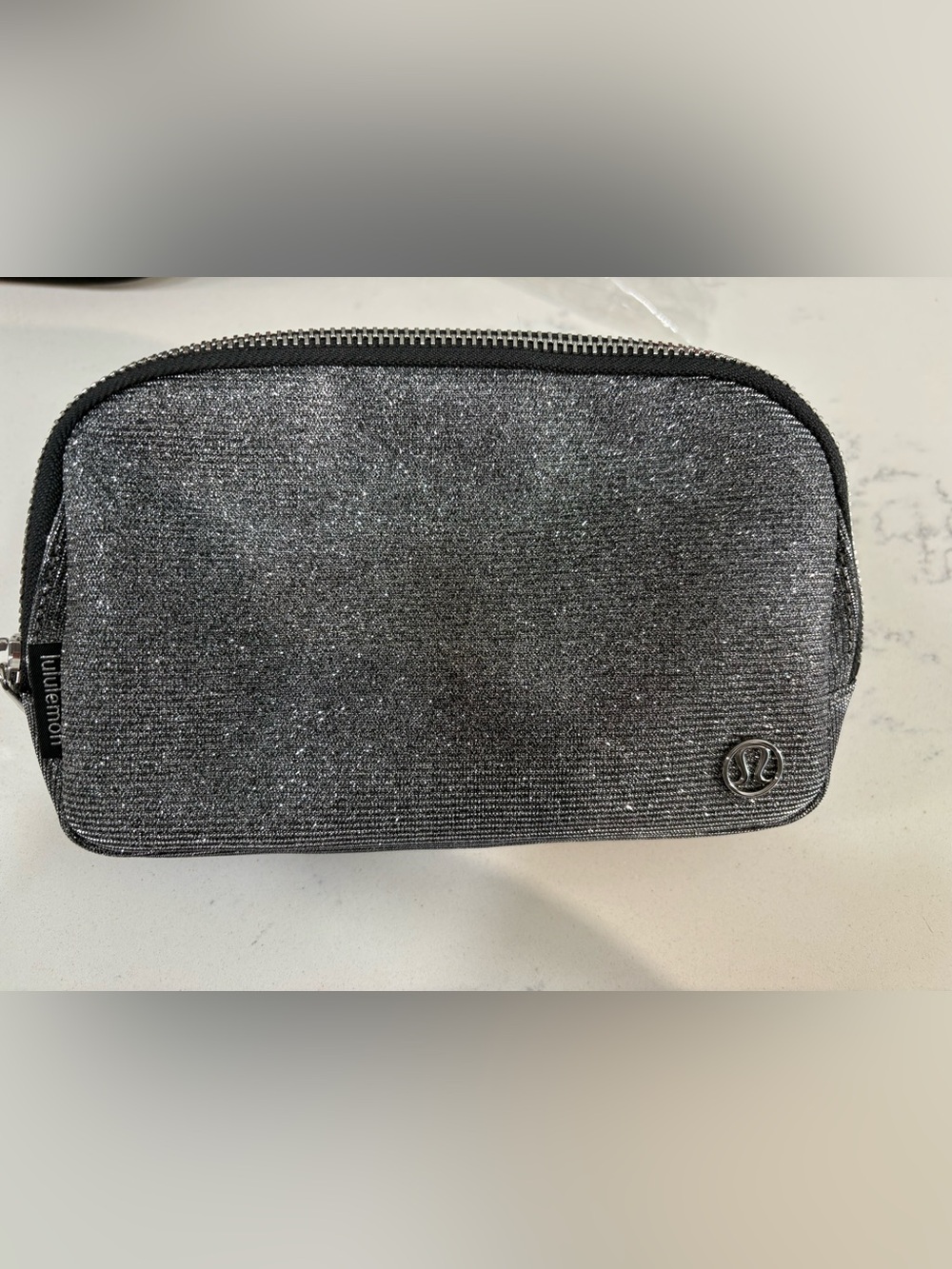 lululemon everywhere belt bag *Glitter DKSV/GGRE/SLVR